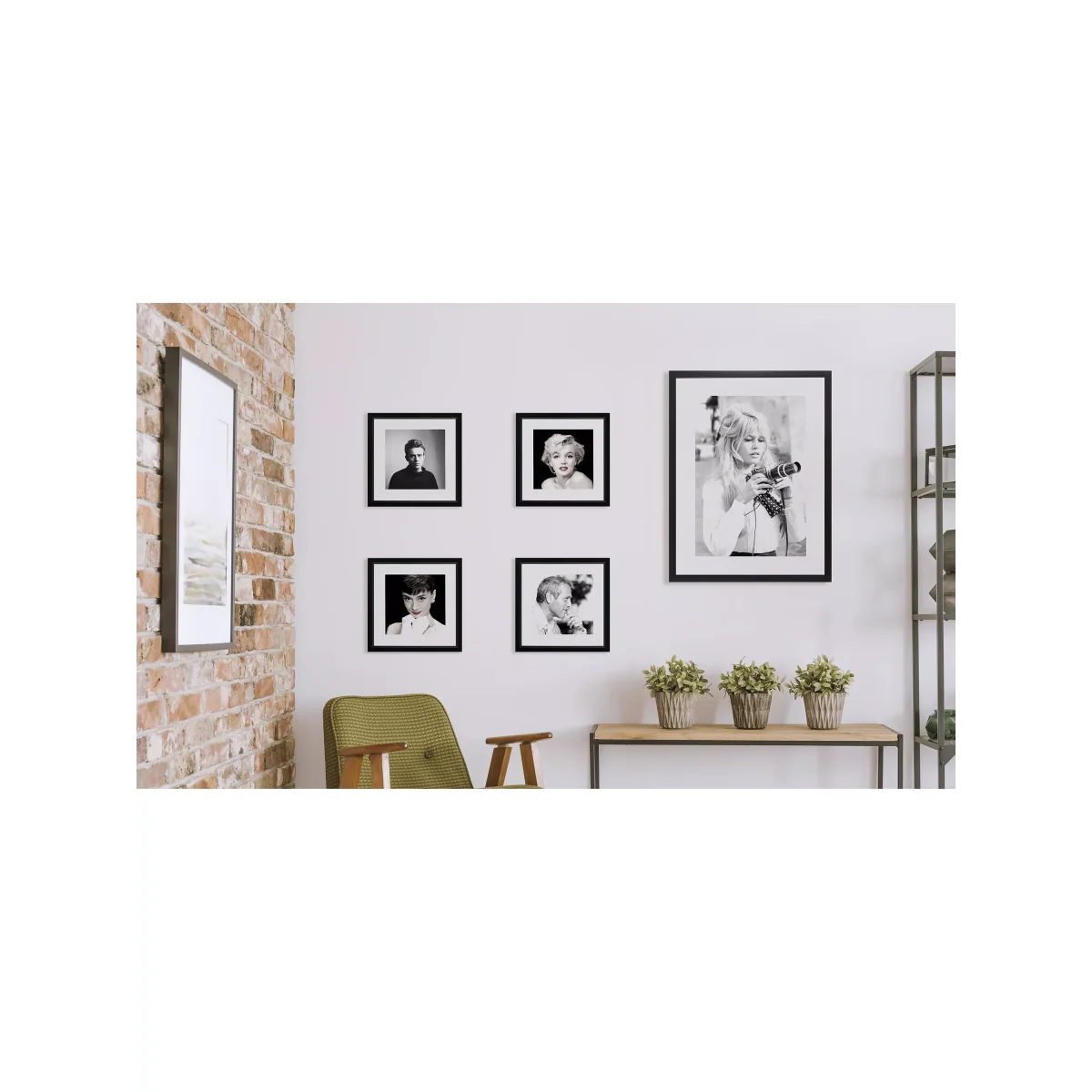 Audrey Hepburn - Red Lips Framed Print & Mount, 45.5 x 45.5cm – image 4