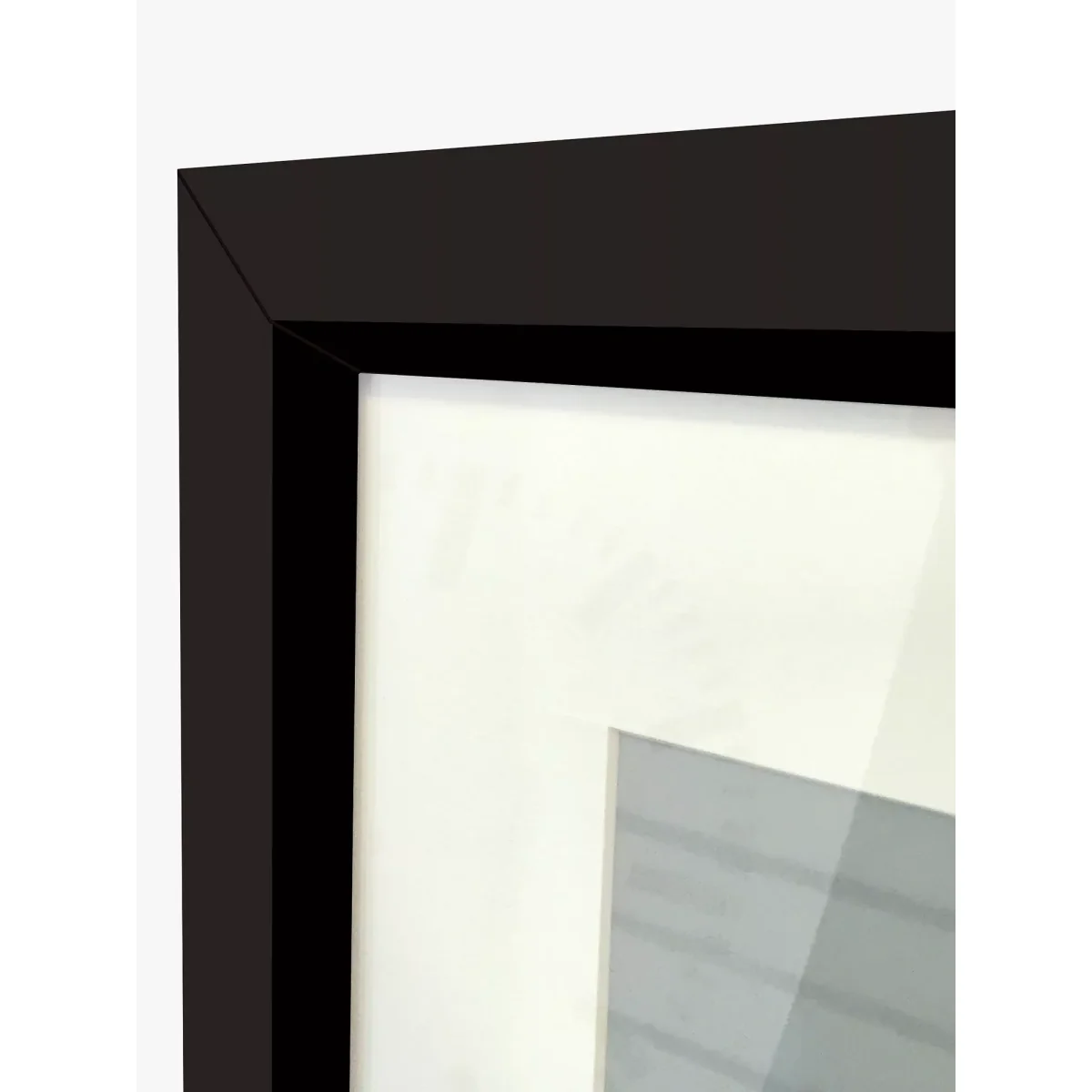 Audrey Hepburn - Breakfast at Tiffany's Framed Print & Mount, 85 x 65cm – image 3