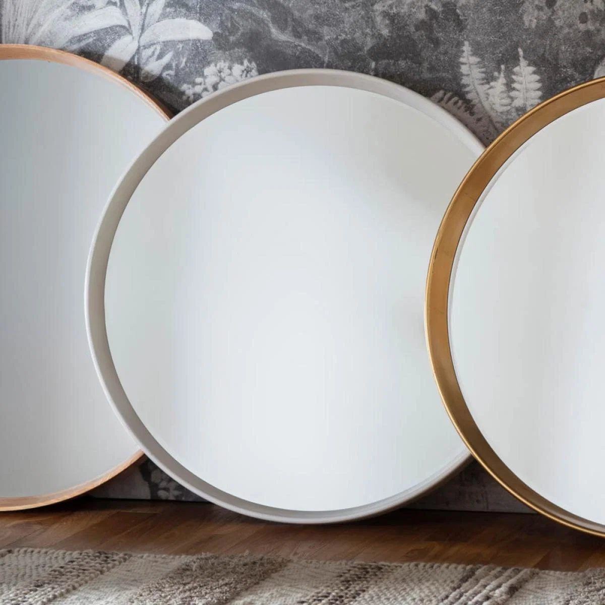 Neston Medium Round Wall Mirror - White – image 2