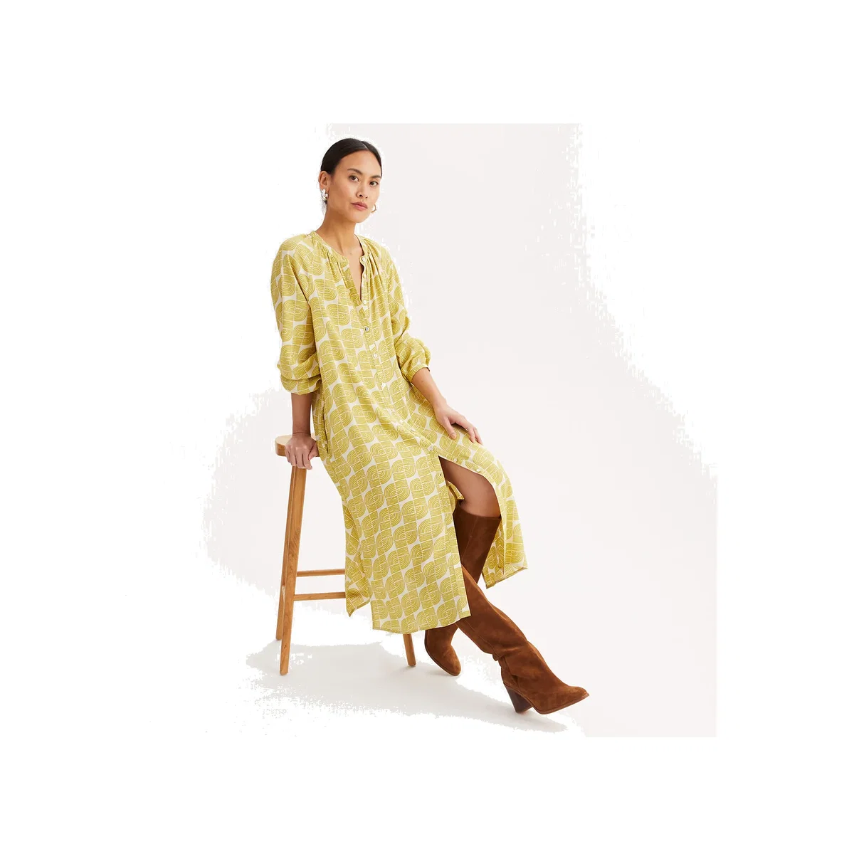 Graphic Print Maxi Shift Dress with Long Sleeves – image 1