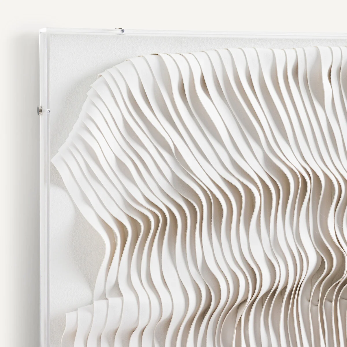 Ondor White Leather Strip Wall Art – image 4