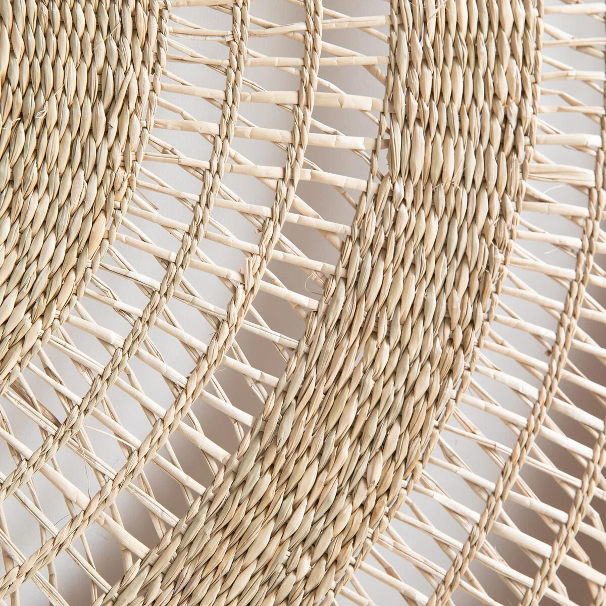 Jutlo Woven Straw Wall Art – image 2