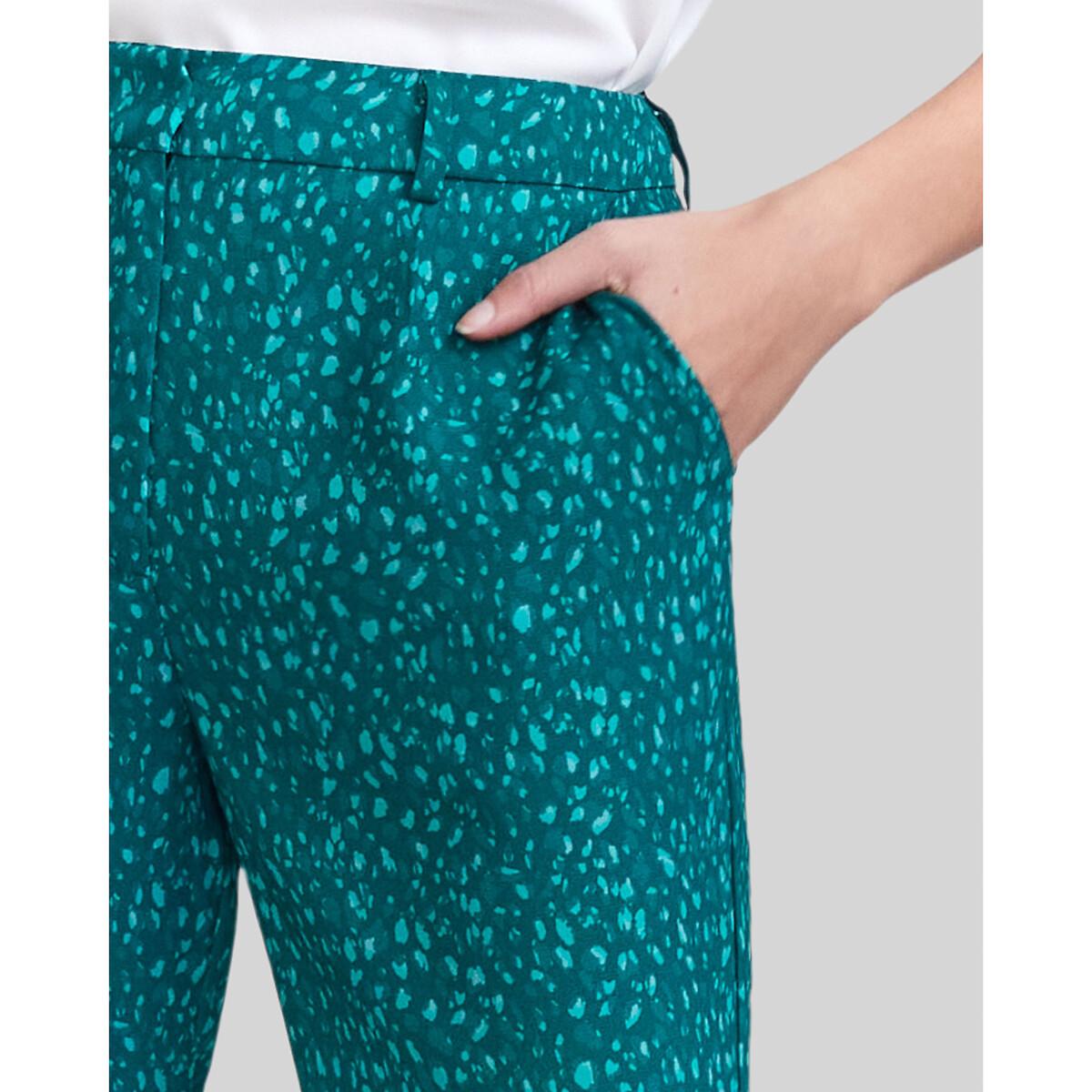 Straight Draping Trousers in Graphic Print – image 3