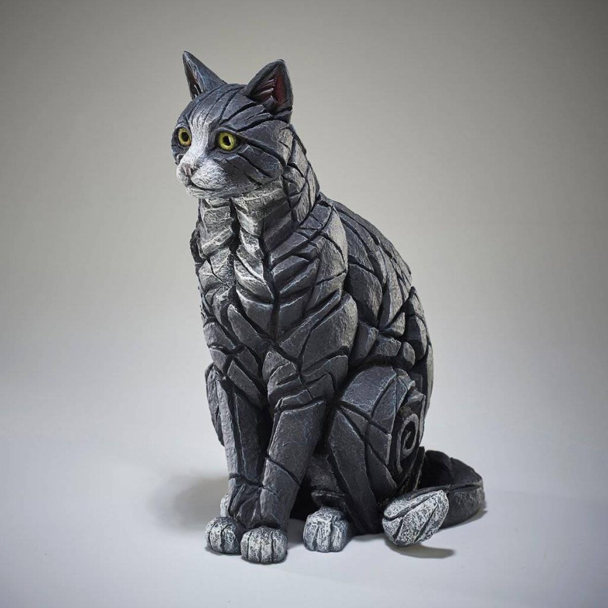 Edge Black And White Cat Sitting – image 2