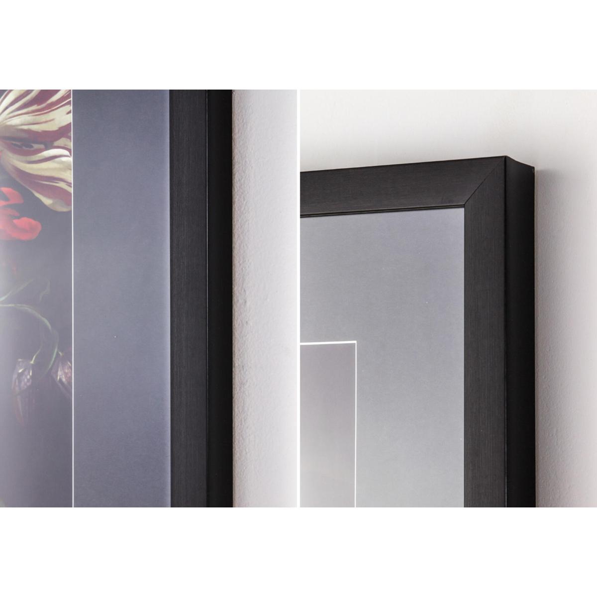 Ainhoa Striking Blooms Wall Art Print – image 4