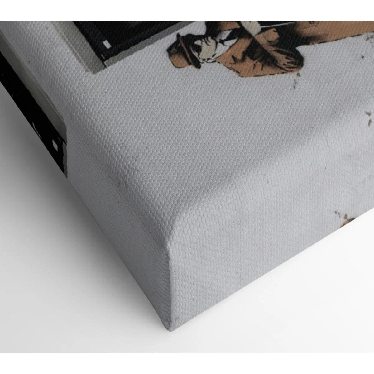 Spy Booth - 81cm – image 2