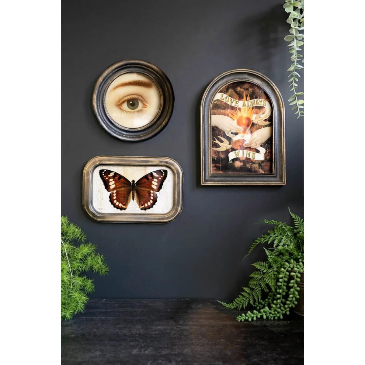 Vintage-Style Butterfly Framed Wall Art – image 2