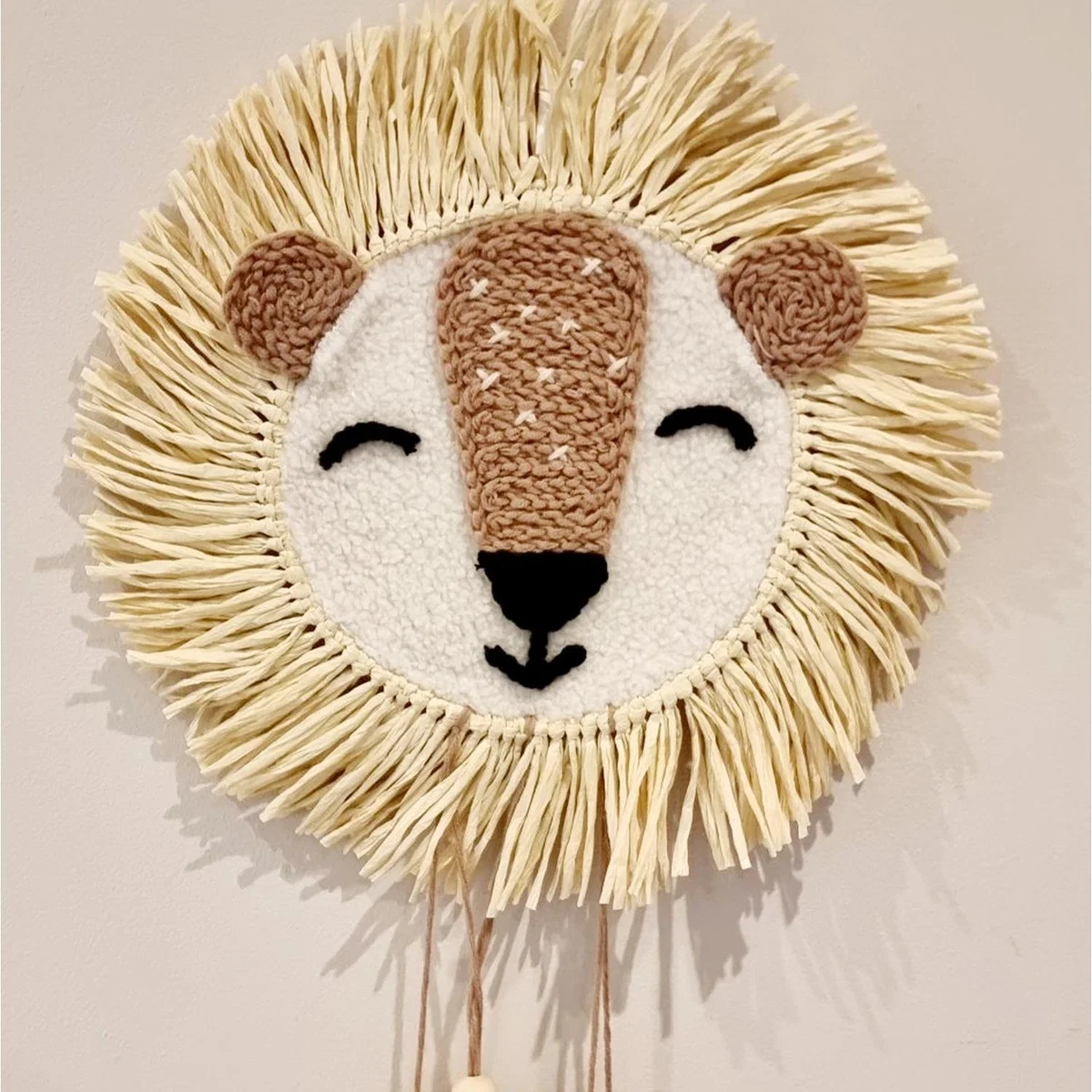 Lion Head Hanging Decoration  - Brown – image 2