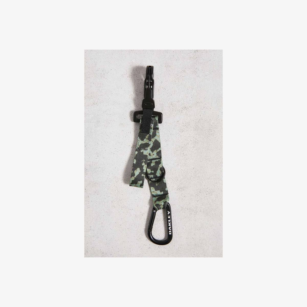 Oakley Green Wanderlust Keychain - Blue ALL at Urban Outfitters – image 1