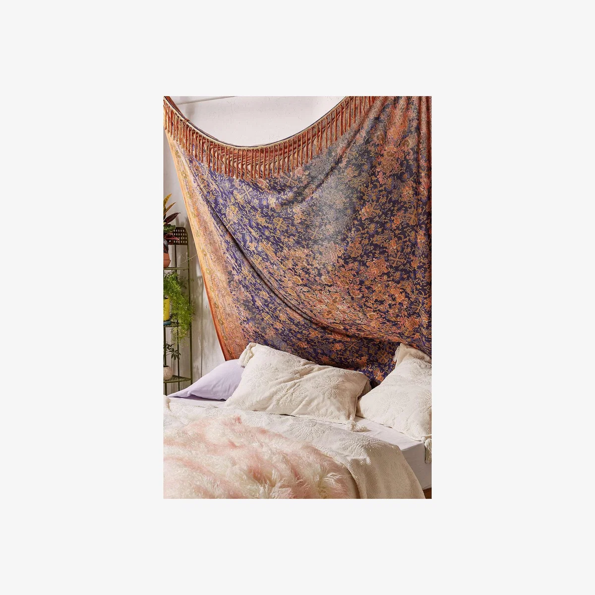 Petra Folk Tapestry 214cm x 214cm at Urban Outfitters – image 1