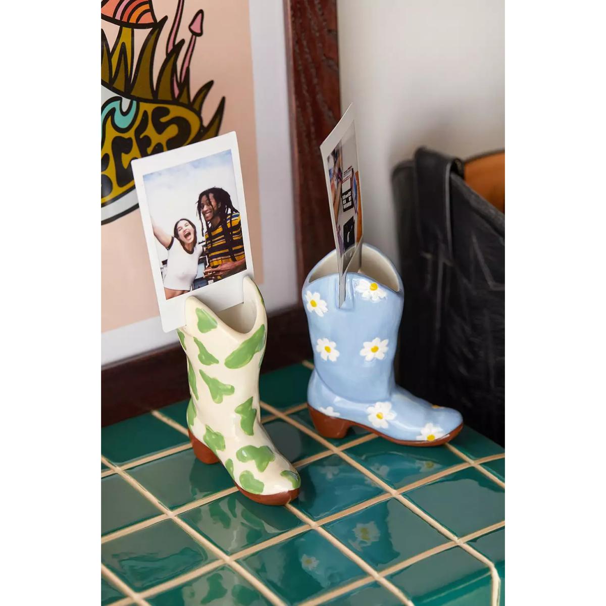 Urban Outfitters Western Boot Photo Holder - Green ALL – image 2