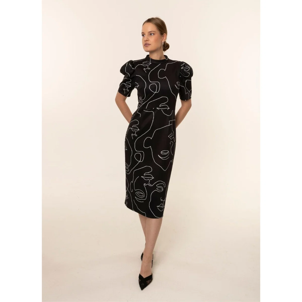 Women's Black Graphic Print Midi Dress | Large | Thegtfashion – image 5