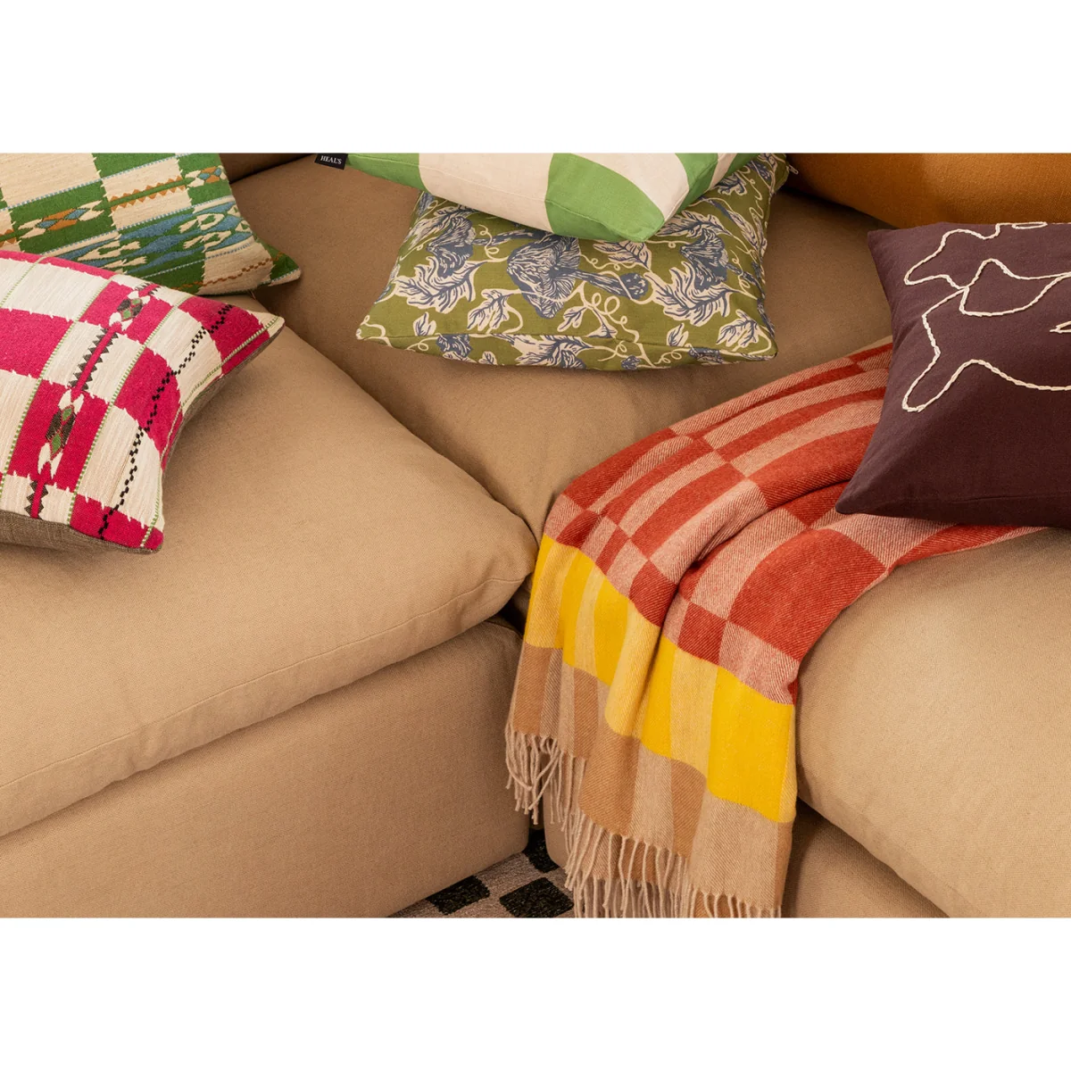 Heal's Astrid Right Hand Corner Chaise Sofa – image 4