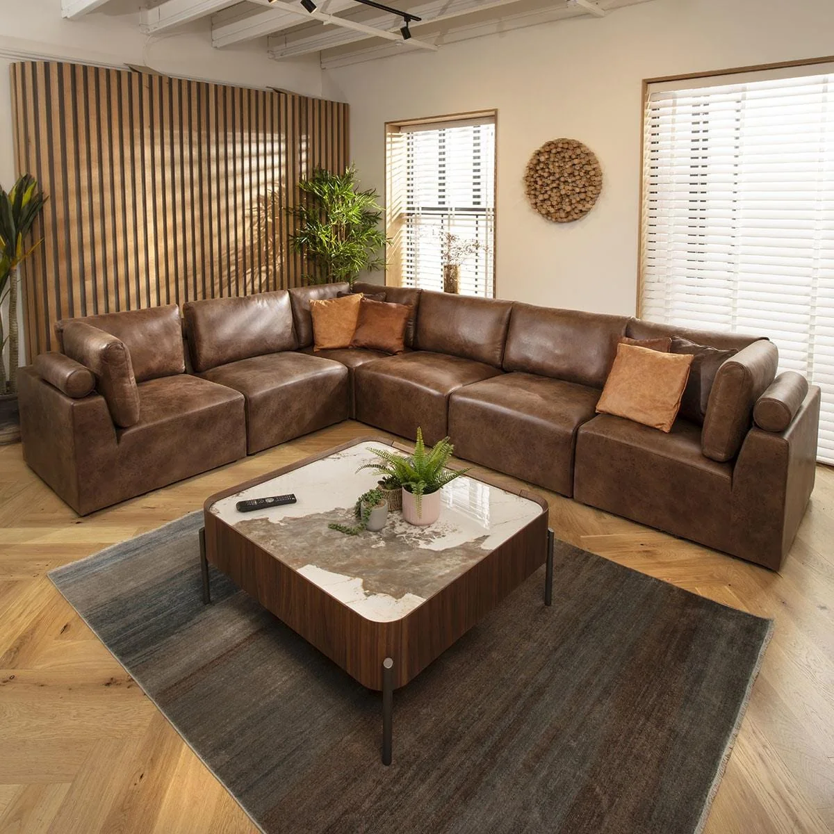 ExDisplay Martha 6 Seater Corner Sofa Antique Brown 348x266cm 15R – image 1