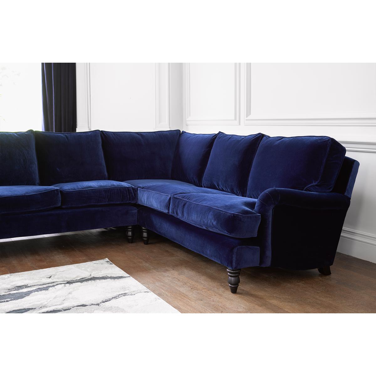 Bluebell Asym. Crn: LHF Loveseat w RHF 2.5 Seat in Arctic Wolf Quartz - sofa.com – image 3