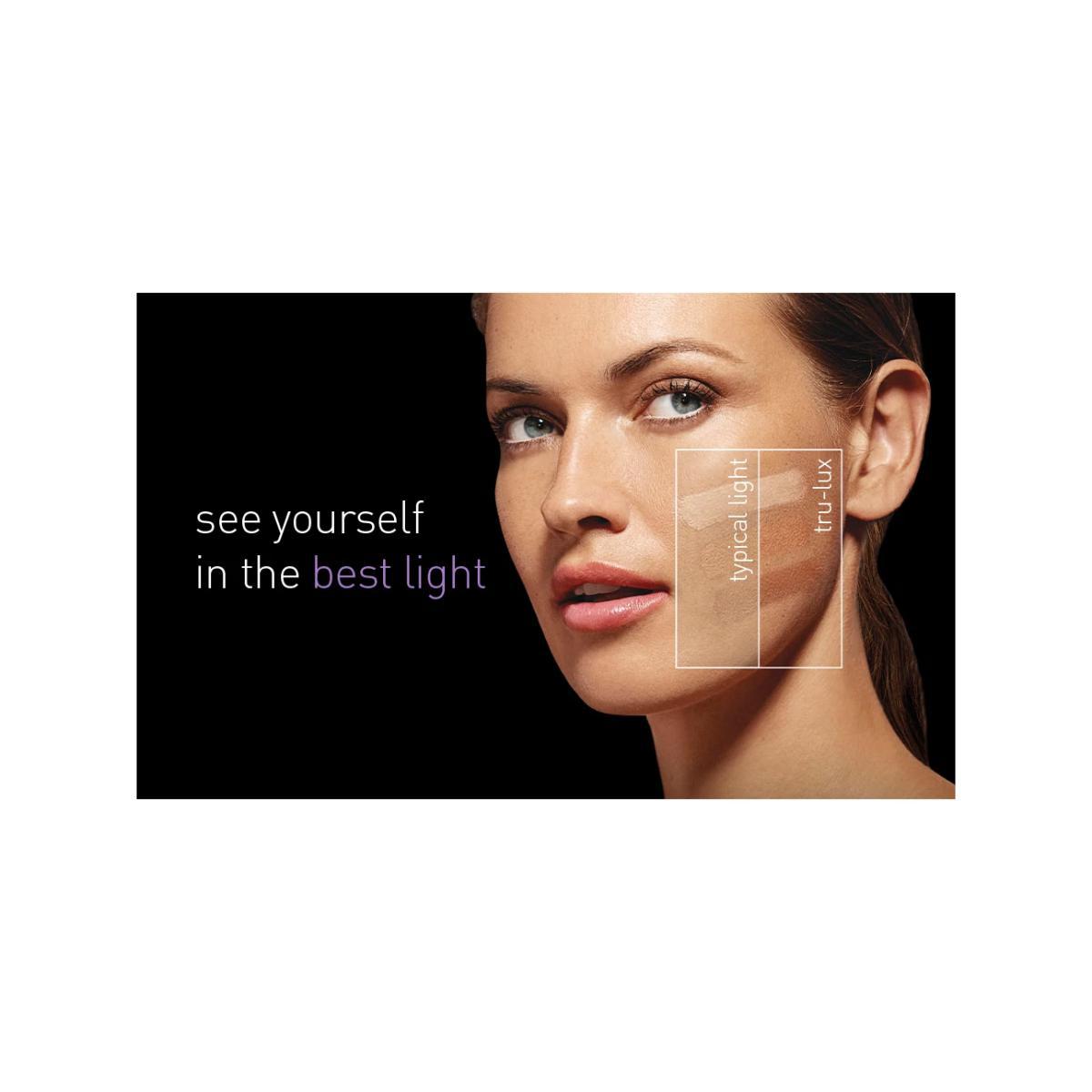 simplehuman Sensor Mirror with Integrated Speaker and Voice Control – image 6