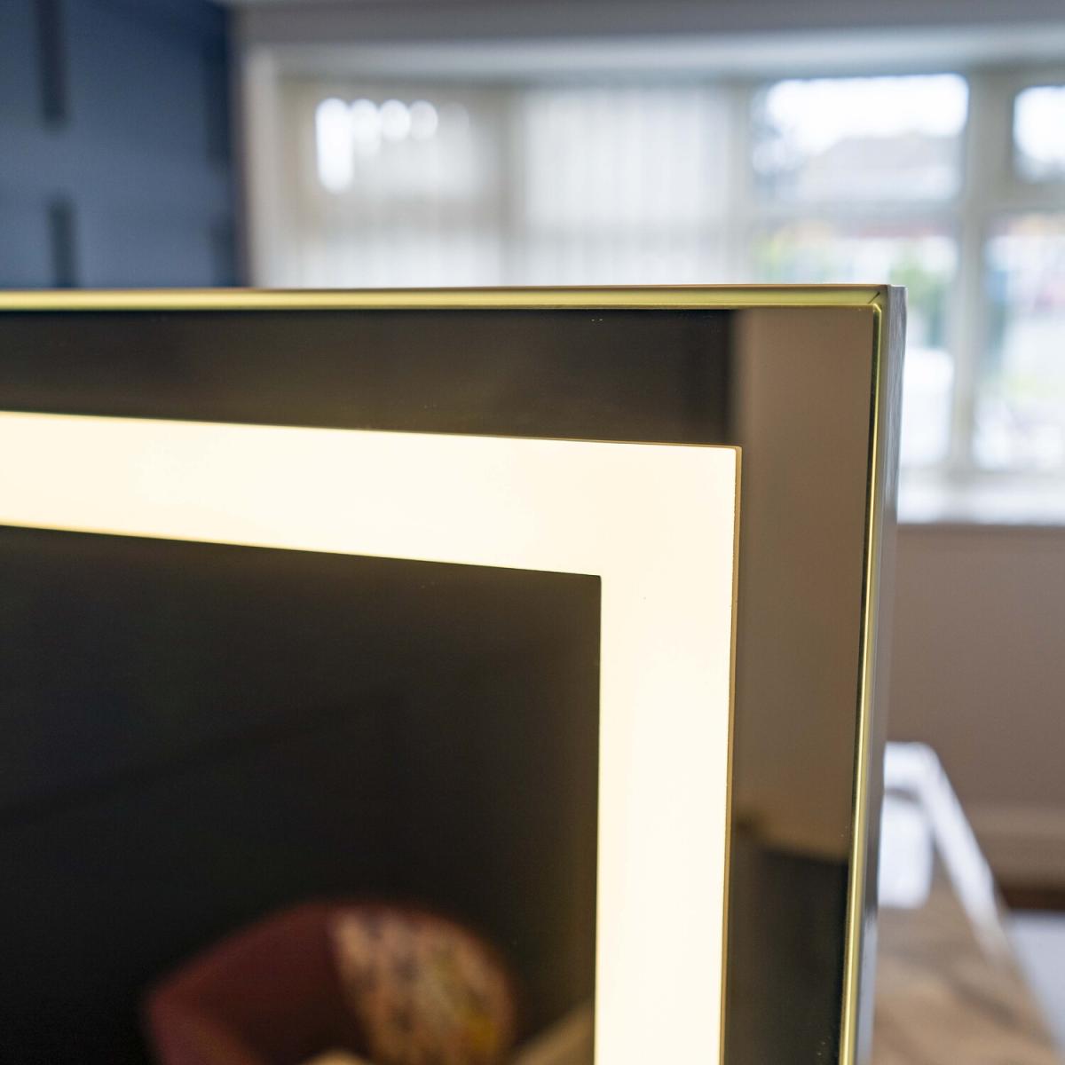 Hollywood Portrait LED Strip Mirror - White – image 9