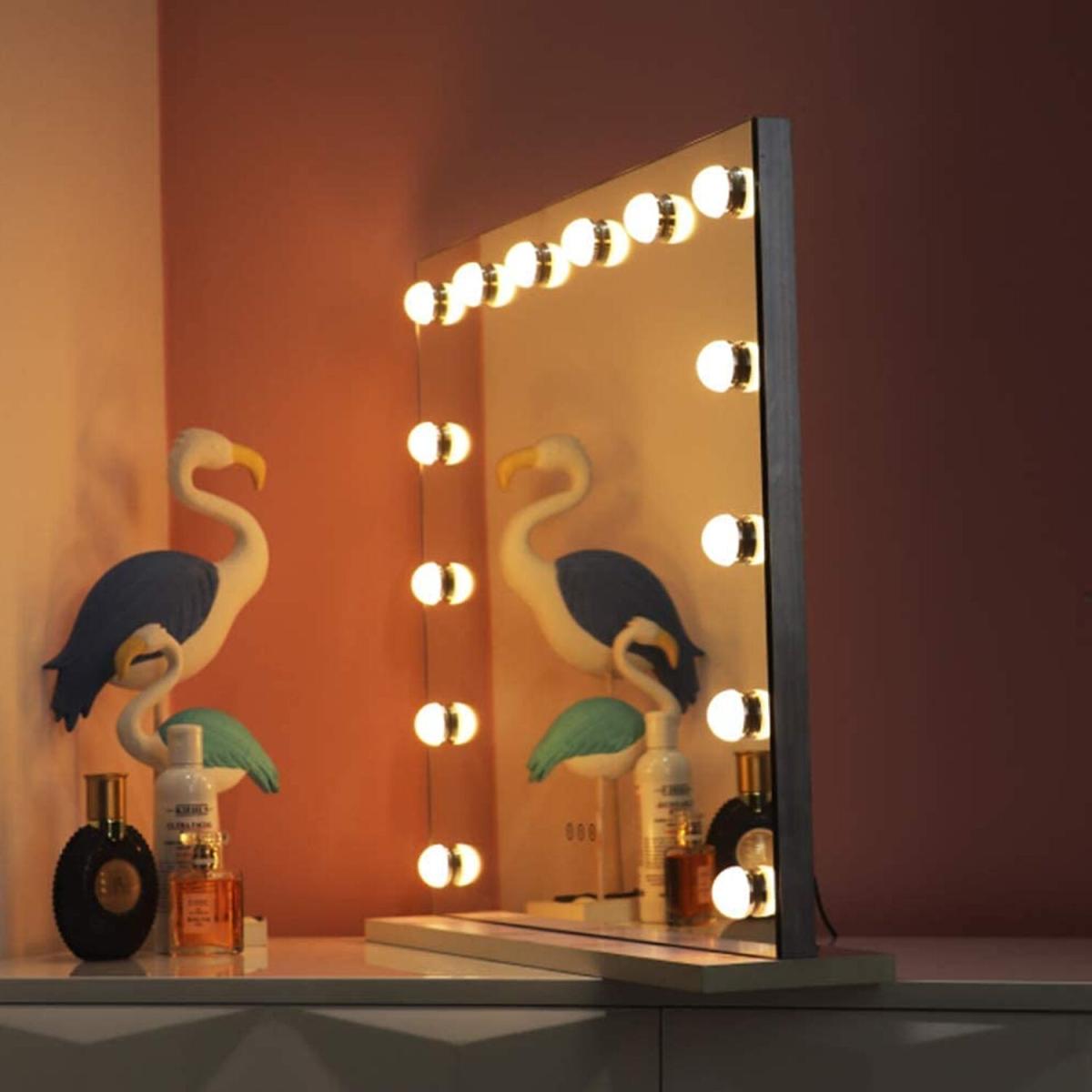 Hollywood Style Makeup Mirror with Lights - White – image 2