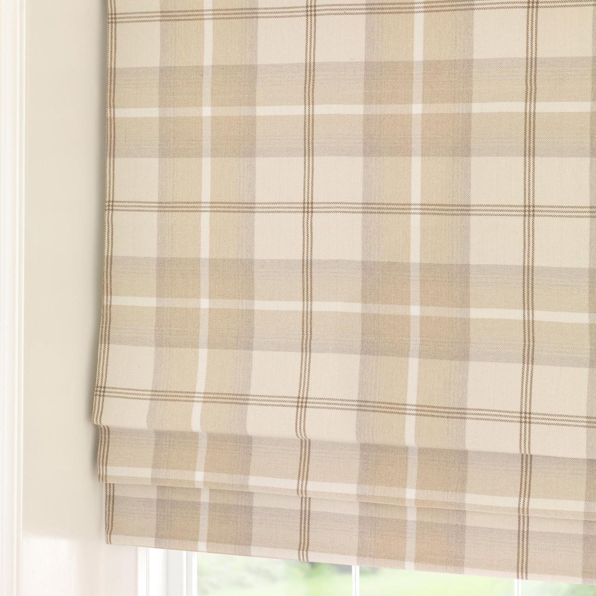Highland Check Natural Blackout Roman Blind Natural – image 4