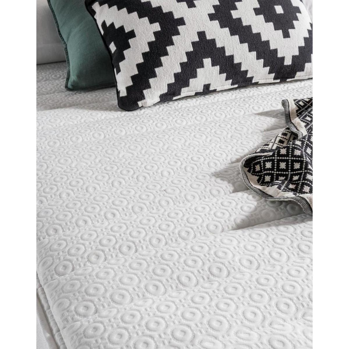 Silentnight Hatfield Memory Foam Double Mattress – image 7