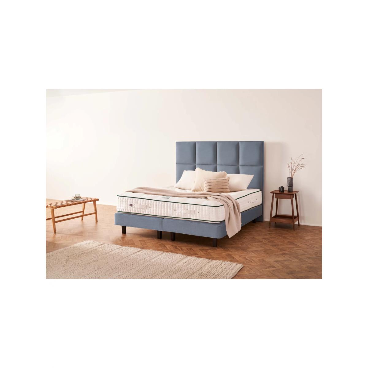 Vispring Kensington Pocket Spring Mattress, Medium Tension, Double – image 4