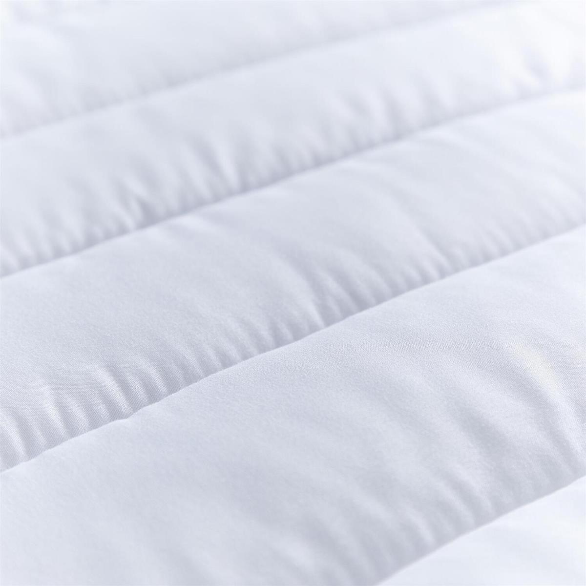 Soft Touch Microfiber Mattress Topper - White / Double – image 2