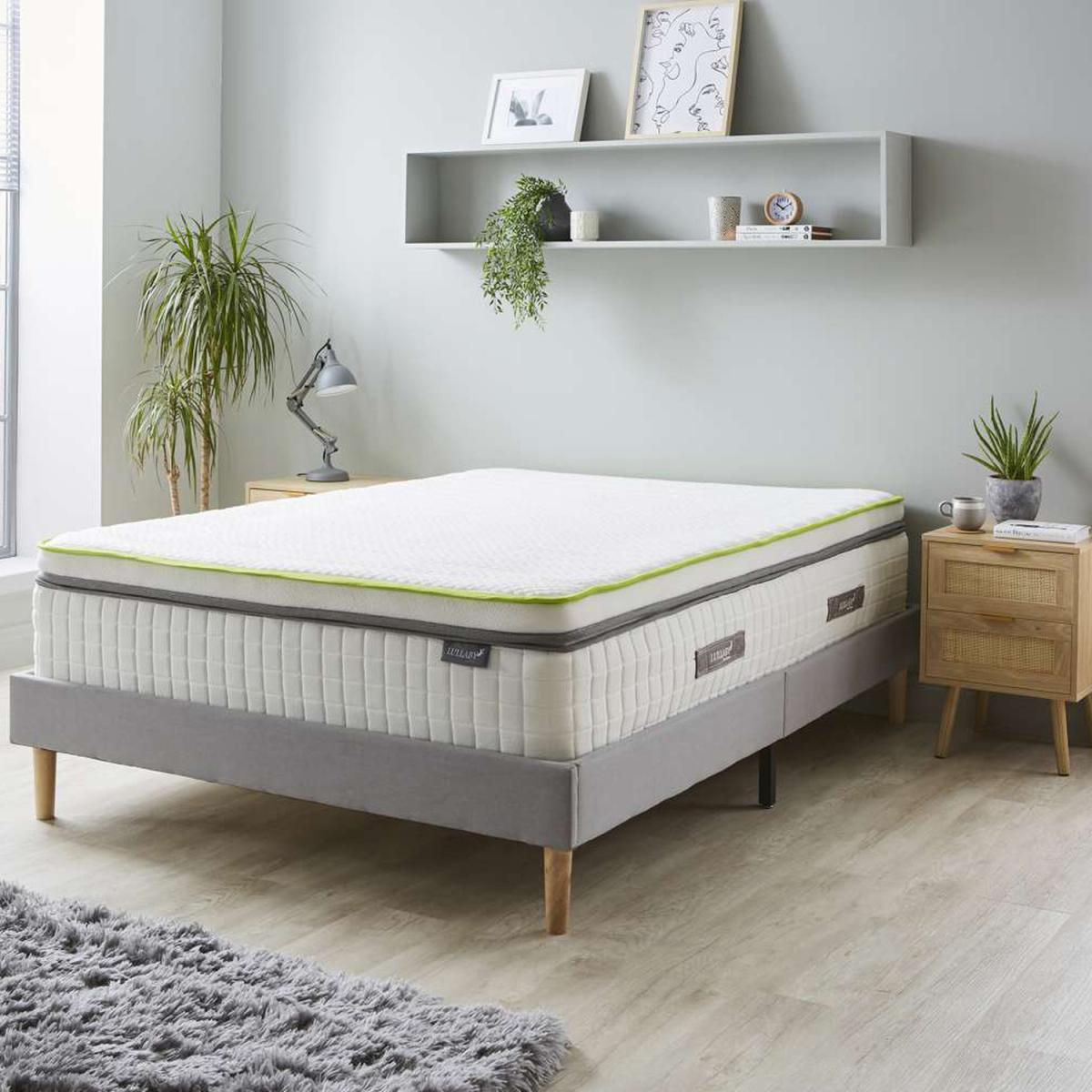 Double Antlia Premium Quilted 2000 Pocket Sprung Mattress with Memory Foam - White – image 7