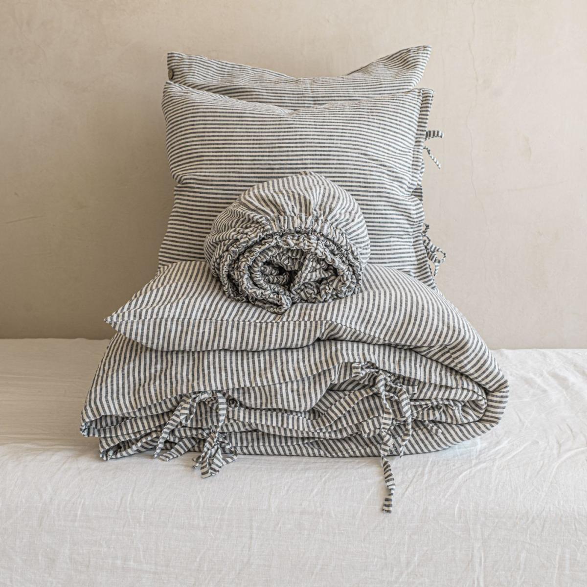 Striped Tied Hardcore Linen Bedding Bundle – image 3