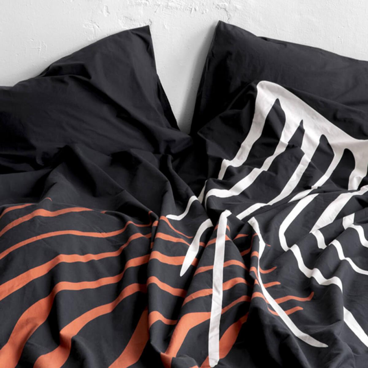 Aliioth Bedding Set – image 3