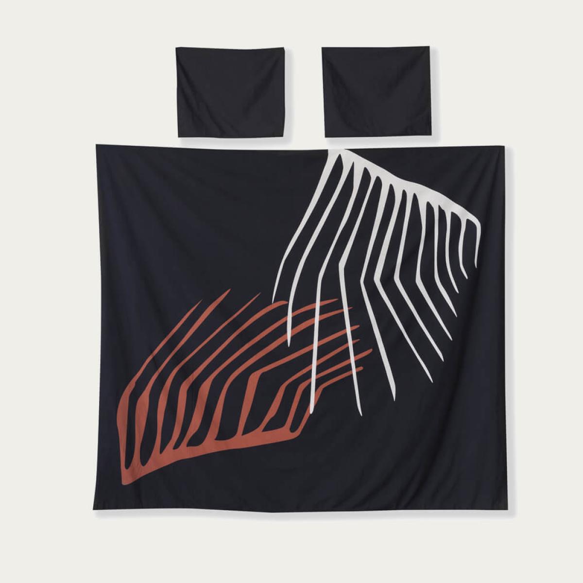 Aliioth Bedding Set – image 1