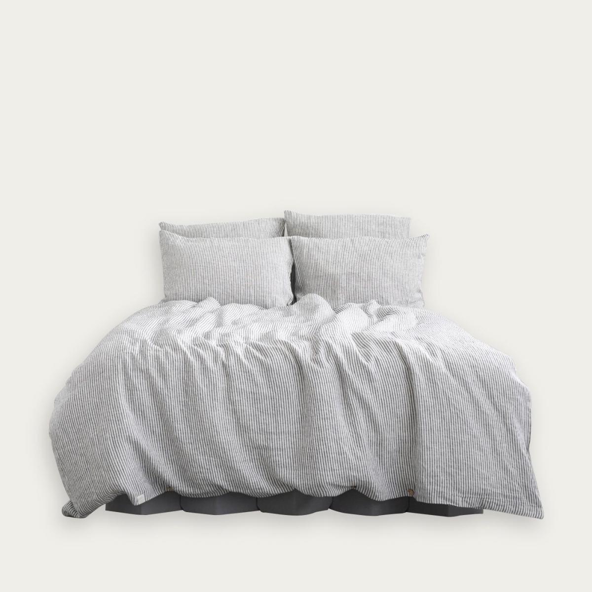 Thin Black Stripe Washed Linen Bed Set – image 1