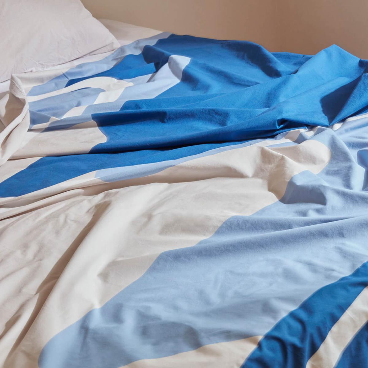 Acrux Bedding Set – image 6