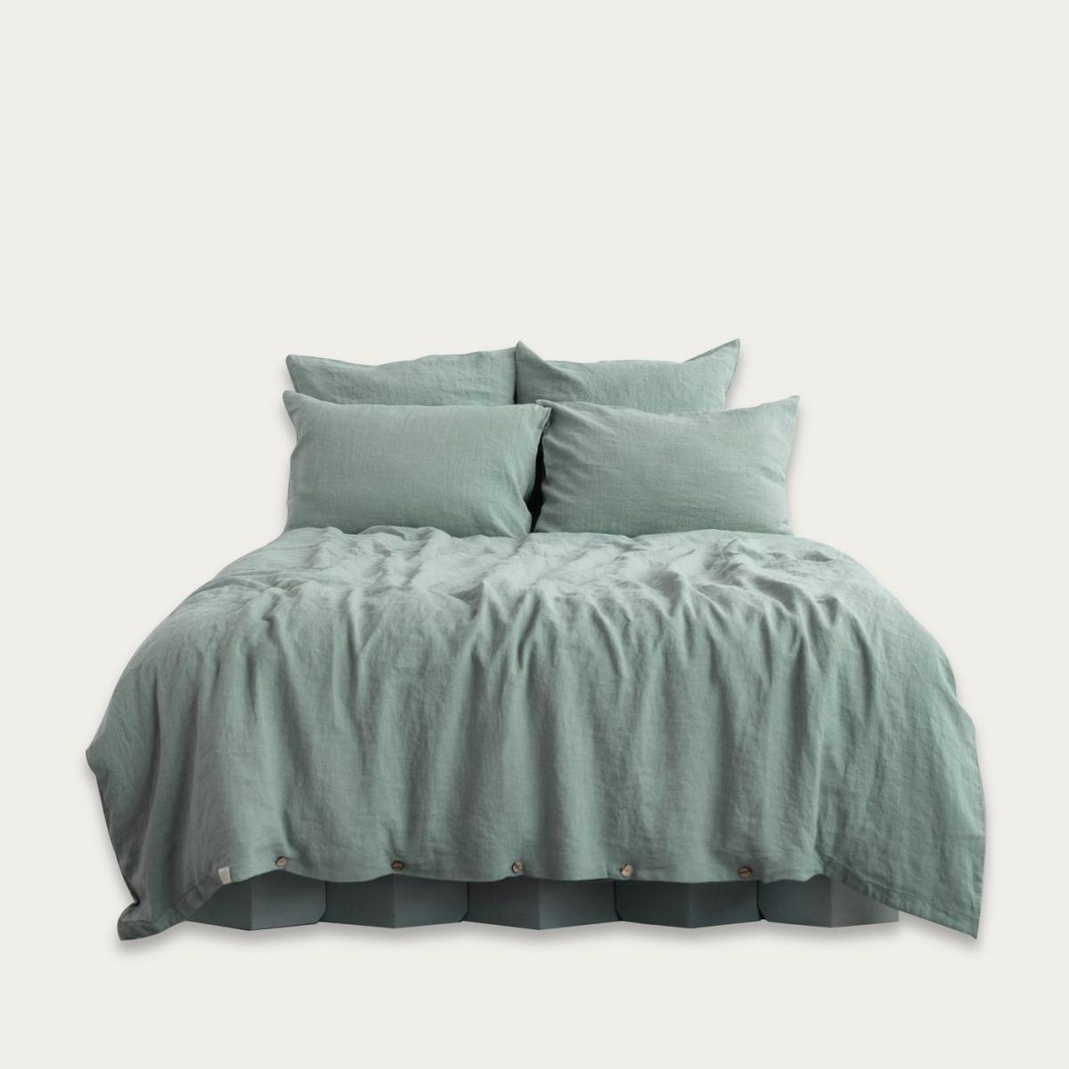 Green Milieu Washed Linen Bed Set – image 1