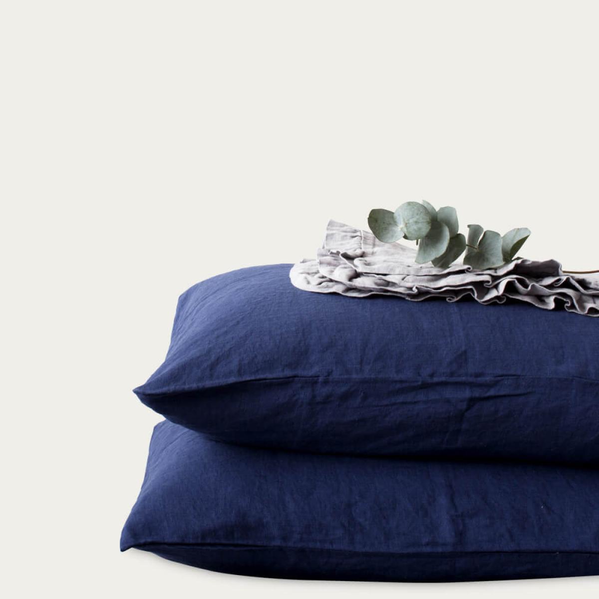 Navy Washed Linen Bed Set – image 4
