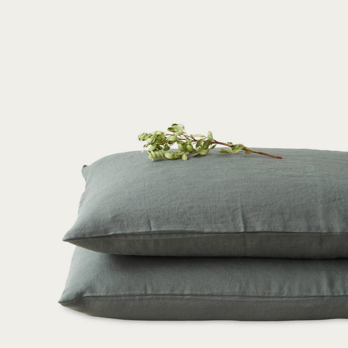 Forest Green Washed Linen Bed Set – image 4