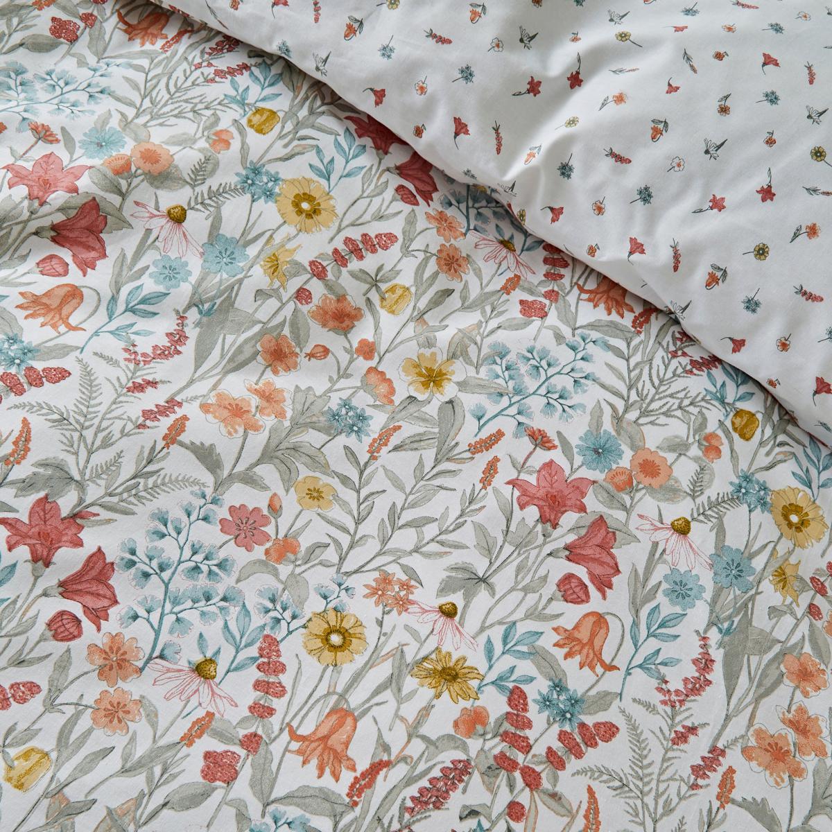 Meadow Ditsy Floral Red 100% Cotton Reversible Duvet Cover and Pillowcase Set Red and White – image 7