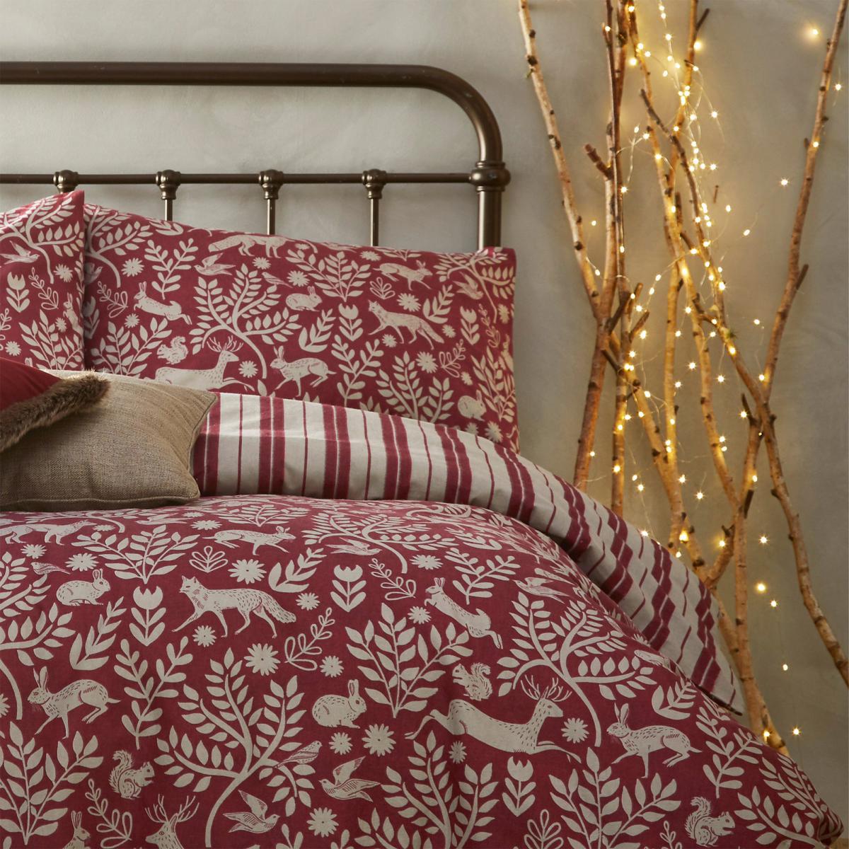 Furn. Scandinavian Woodland 100% Brushed Cotton Reversible Red Duvet Cover and Pillowcase Set Red and White – image 3