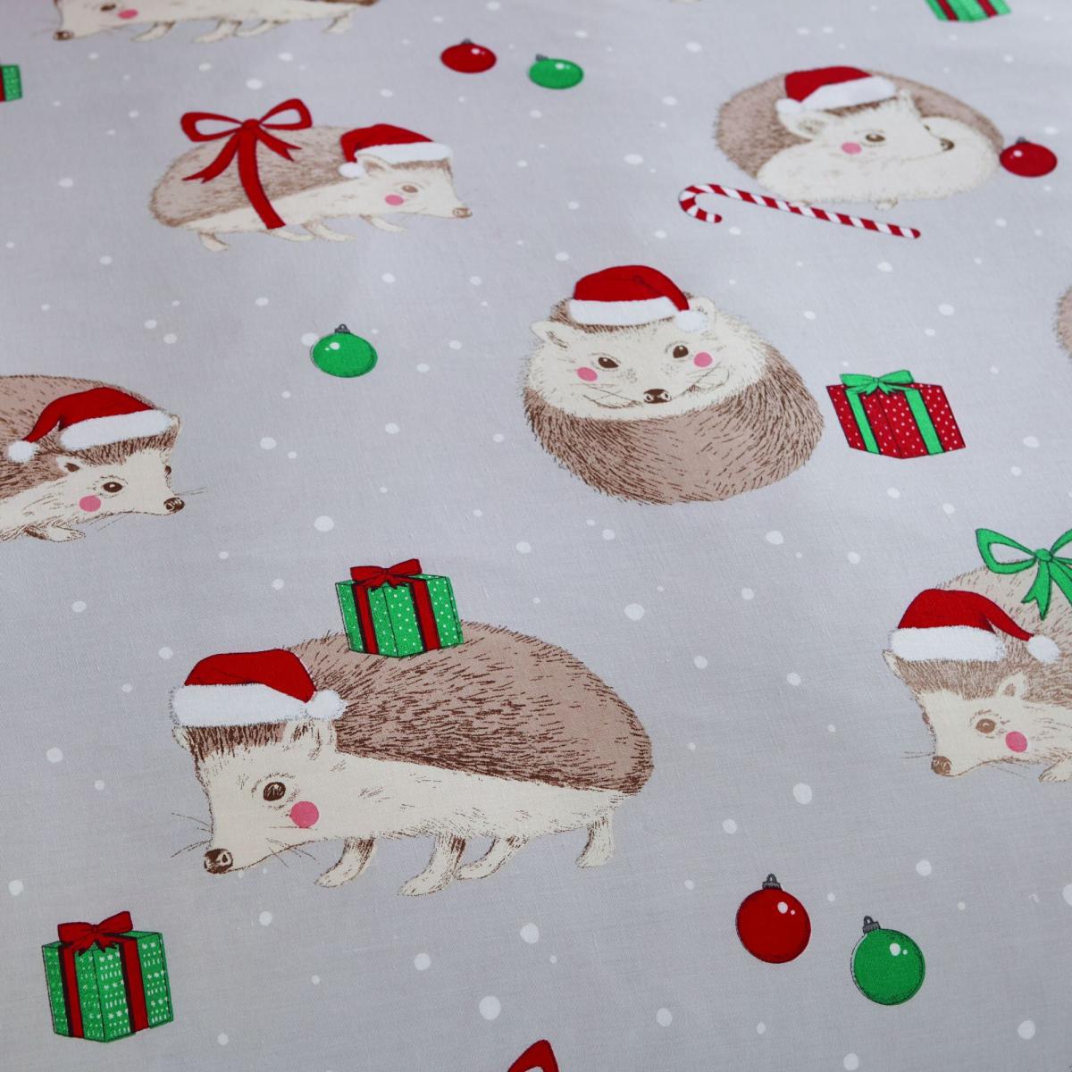 Catherine Lansfield Hoggy Christmas Duvet Cover and Pillowcase Set Grey – image 4