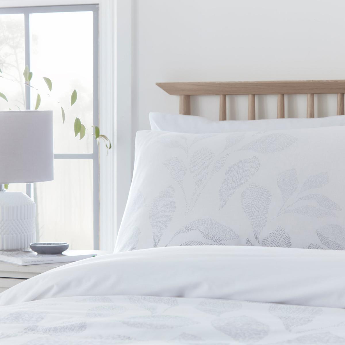 Drift Textured Leaf Silver Eco-Friendly Duvet Cover and Pillowcase Set Silver – image 3
