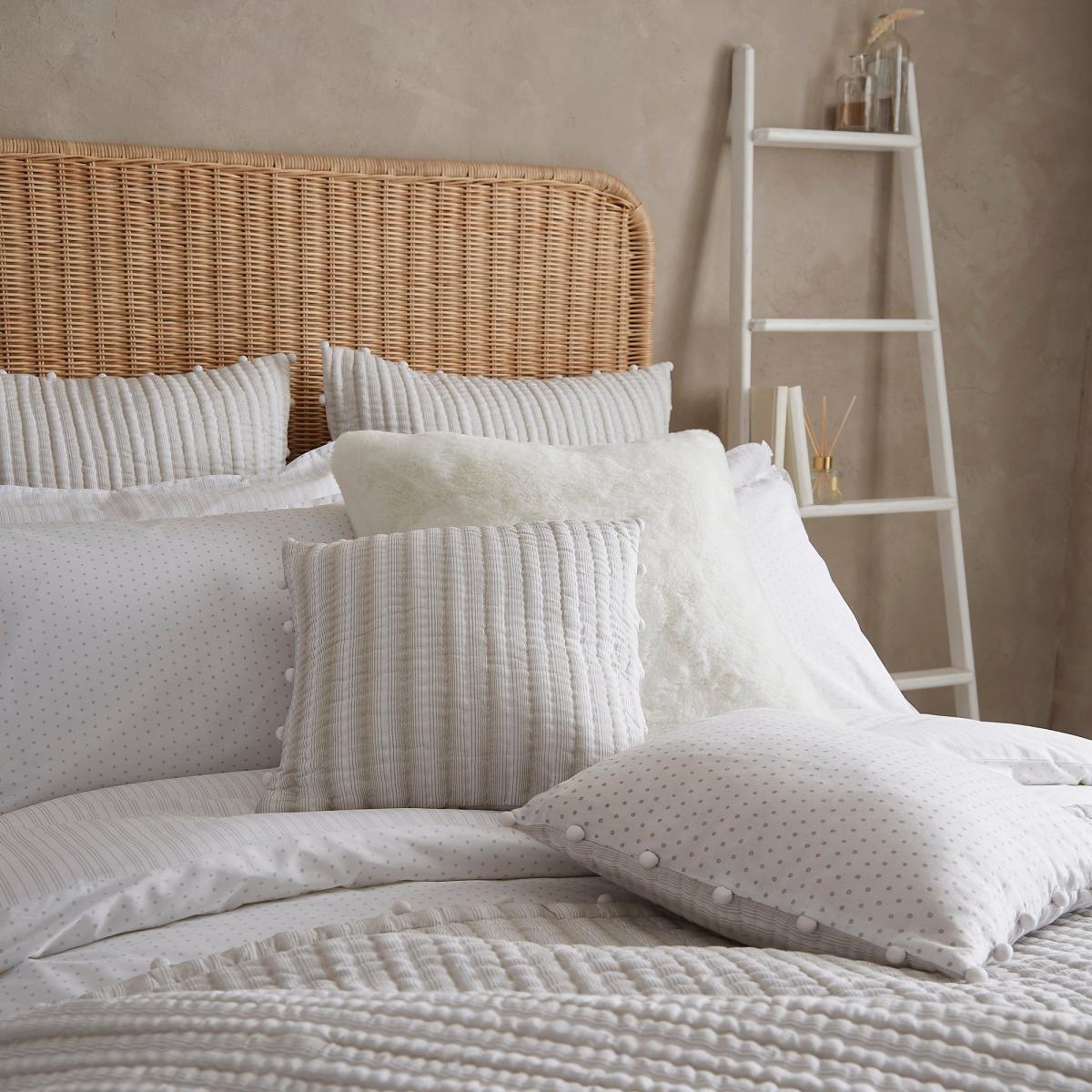 Dorma Coddington White 100% Cotton Duvet Cover and Pillowcase Set White – image 3