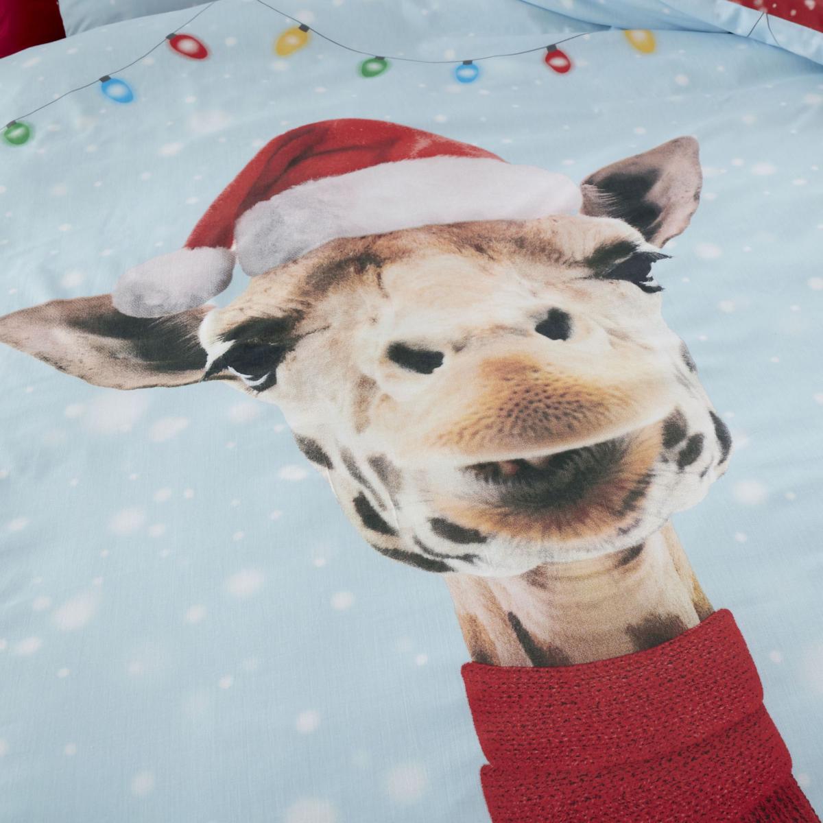 Catherine Lansfield Christmas Giraffe Duvet Cover and Pillowcase Set MultiColoured – image 3