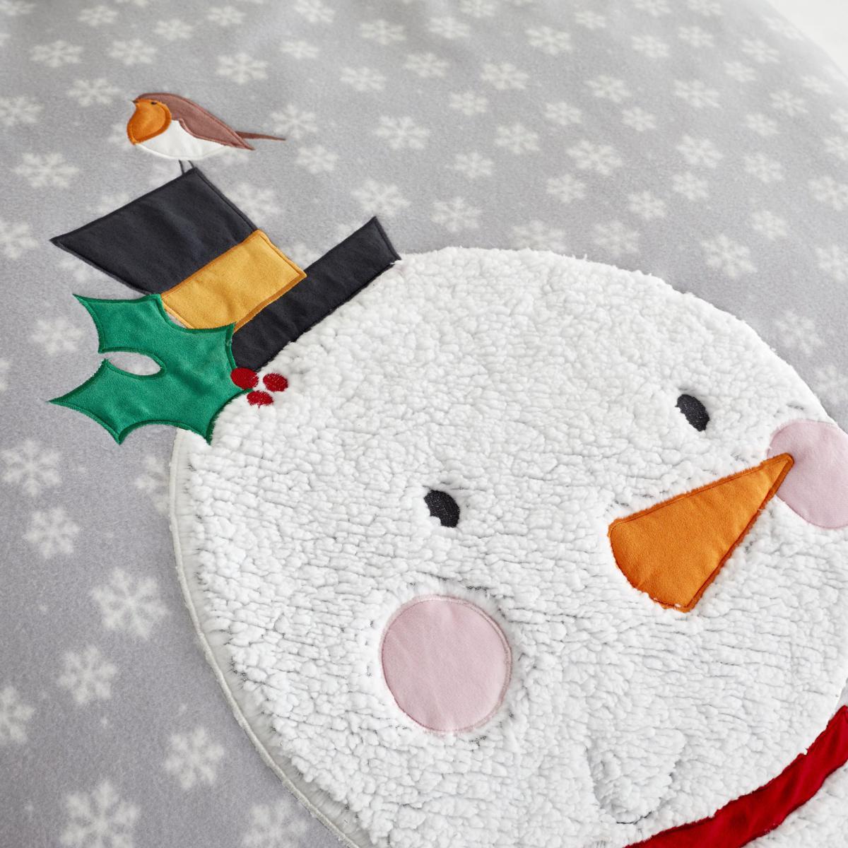 Catherine Lansfield Grey Cosy Snowman Duvet Cover and Pillowcase Set Light Grey – image 2