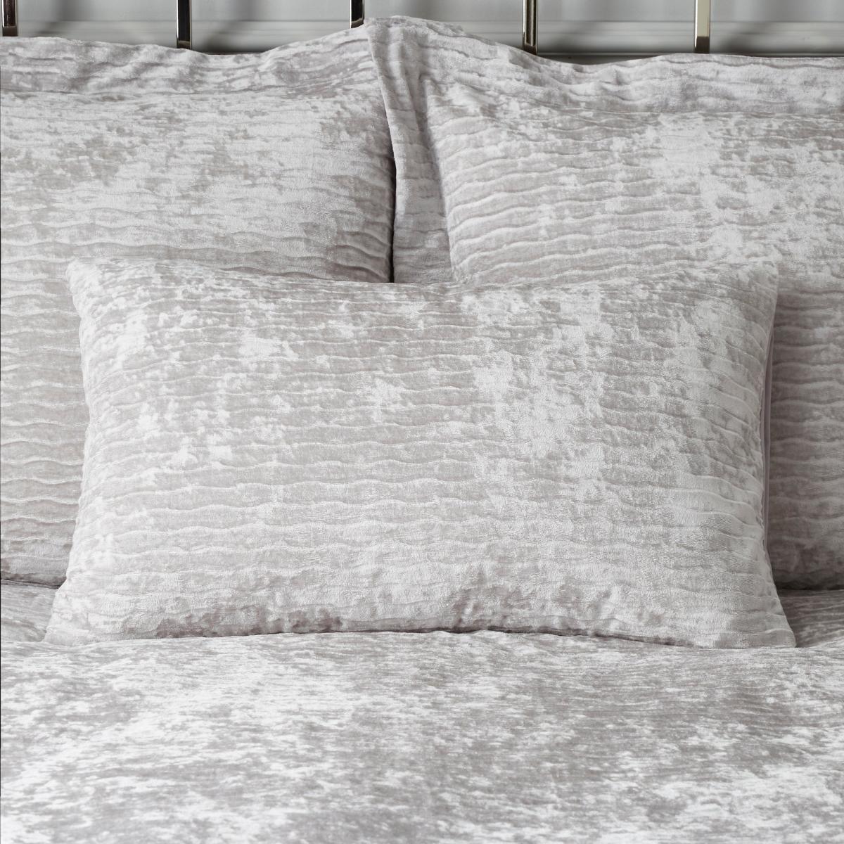 Tanith Silver Velvet Duvet Cover and Pillowcase Set Silver and White – image 3