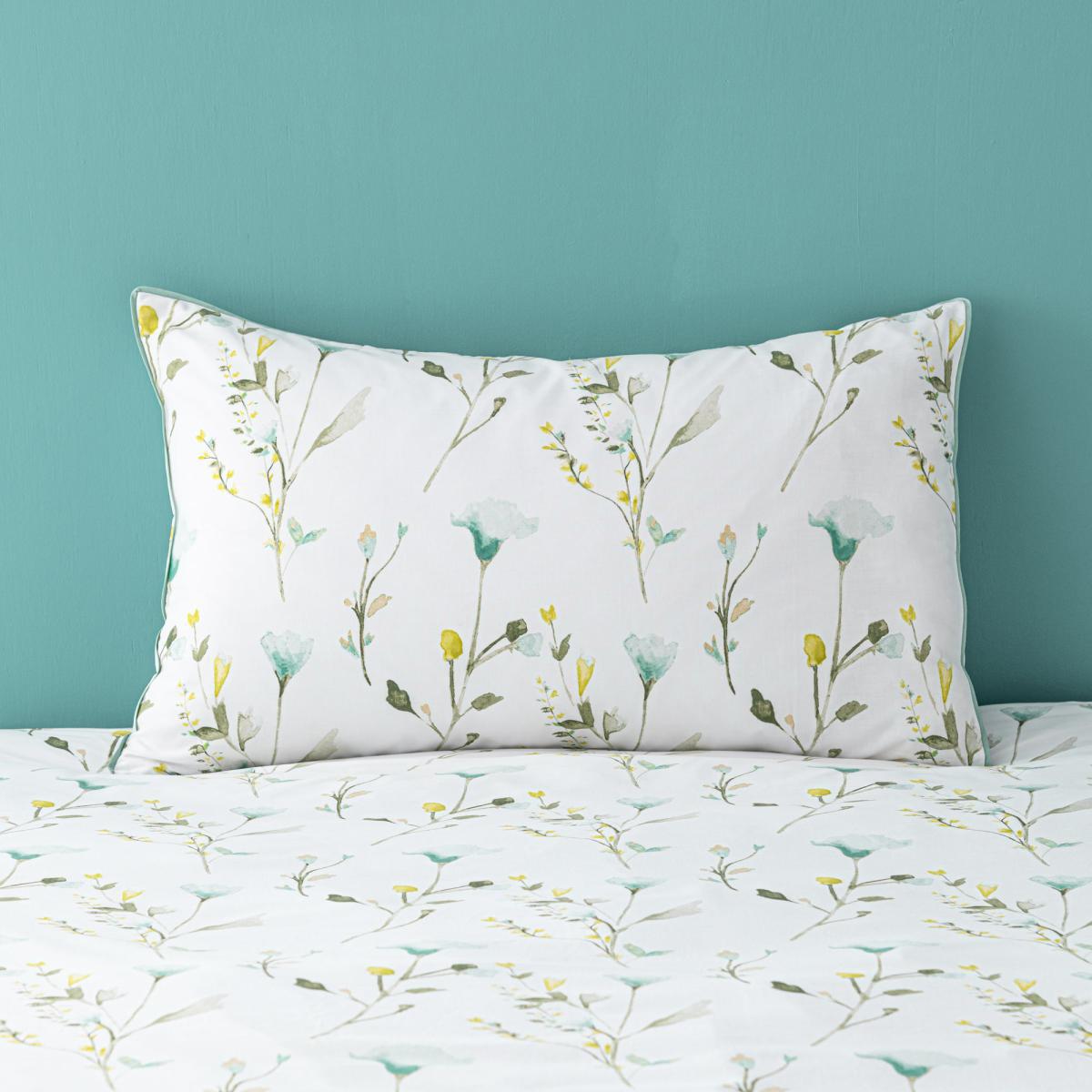 Fiori Green Floral Reversible Duvet Cover and Pillowcase Set Light Green – image 7