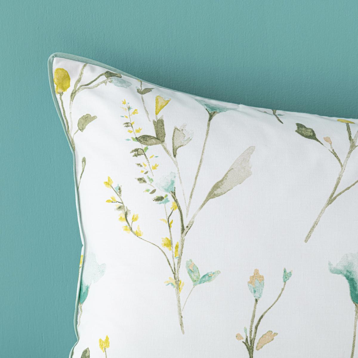 Fiori Green Floral Reversible Duvet Cover and Pillowcase Set Light Green – image 8