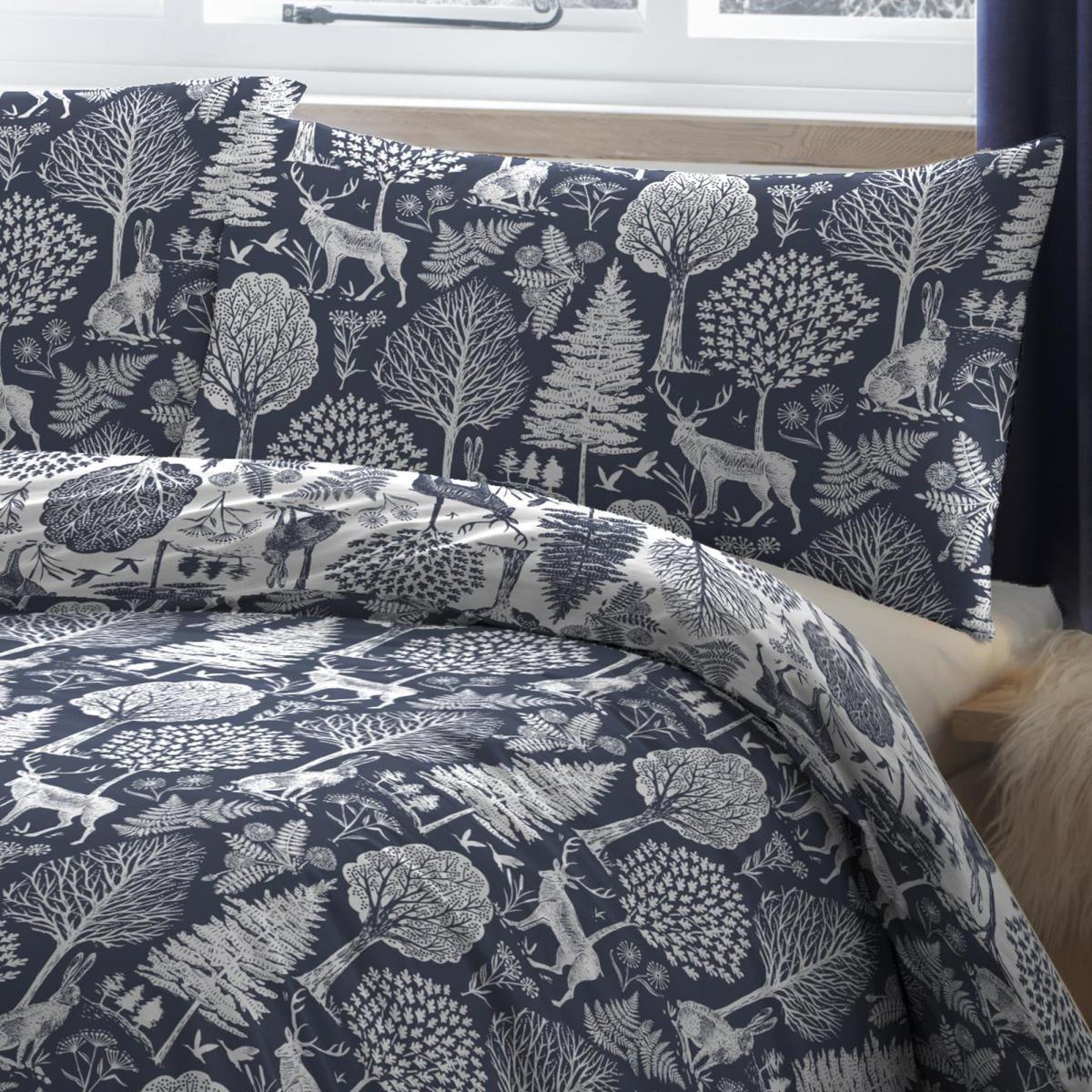 Dream and Drapes Lodge Winter Forest 100% Brushed Cotton Duvet Cover Set Navy – image 3