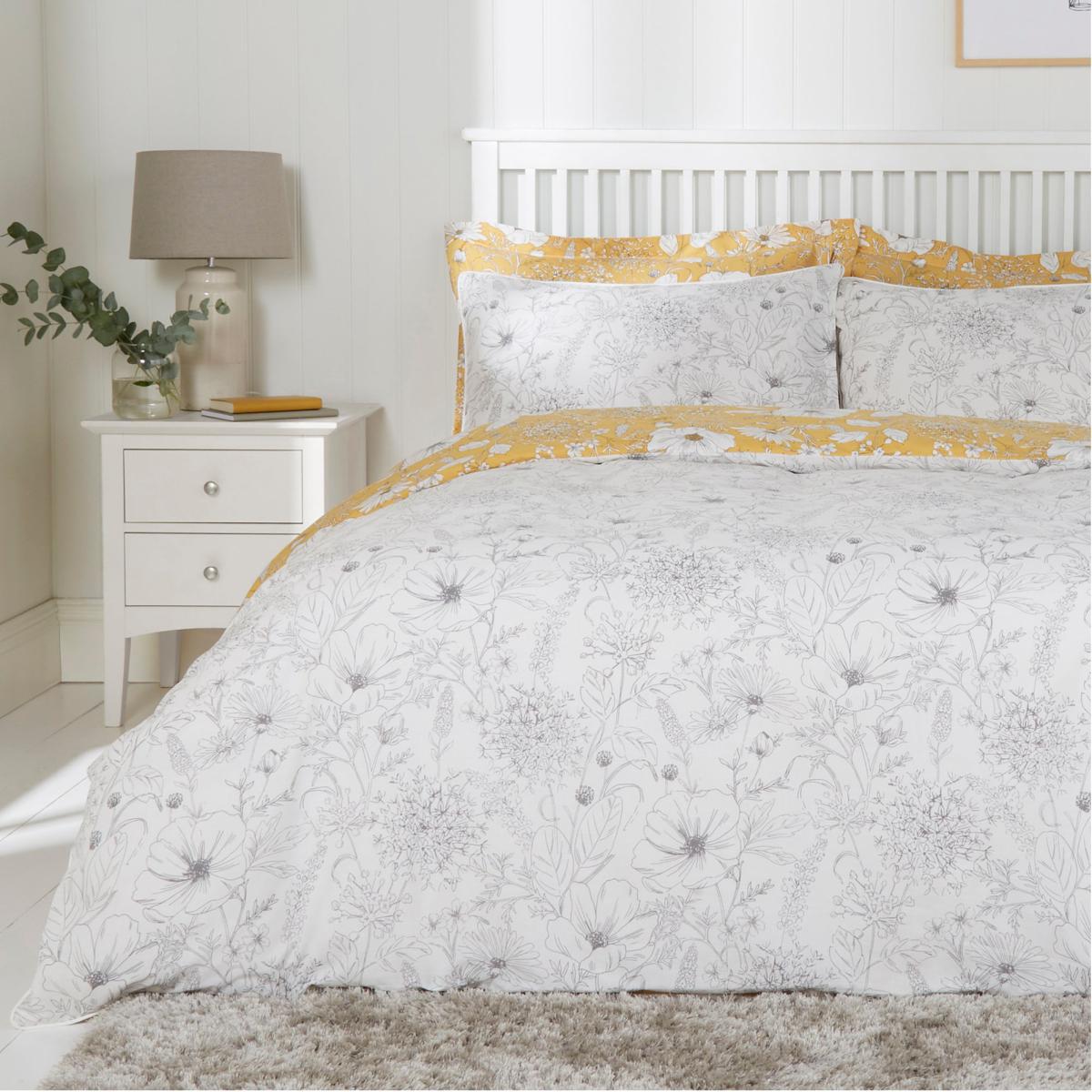 Luisa Ochre Reversible Duvet Cover and Pillowcase Set Yellow – image 2