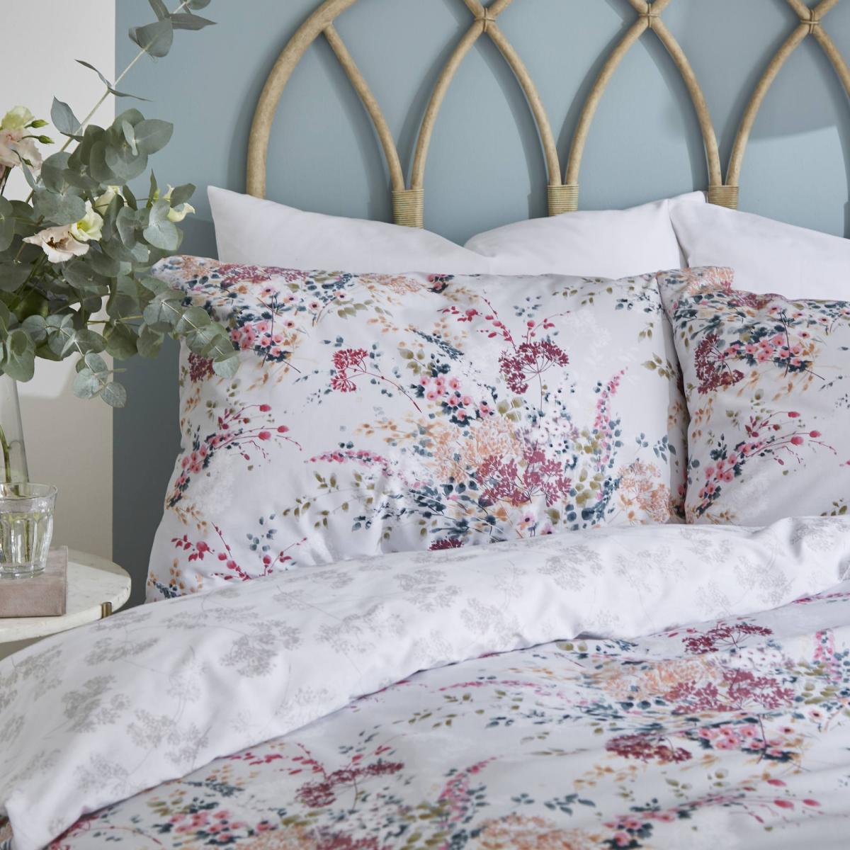 Catherine Lansfield Dried Flowers Duvet Cover and Pillowcase Set Grey – image 2