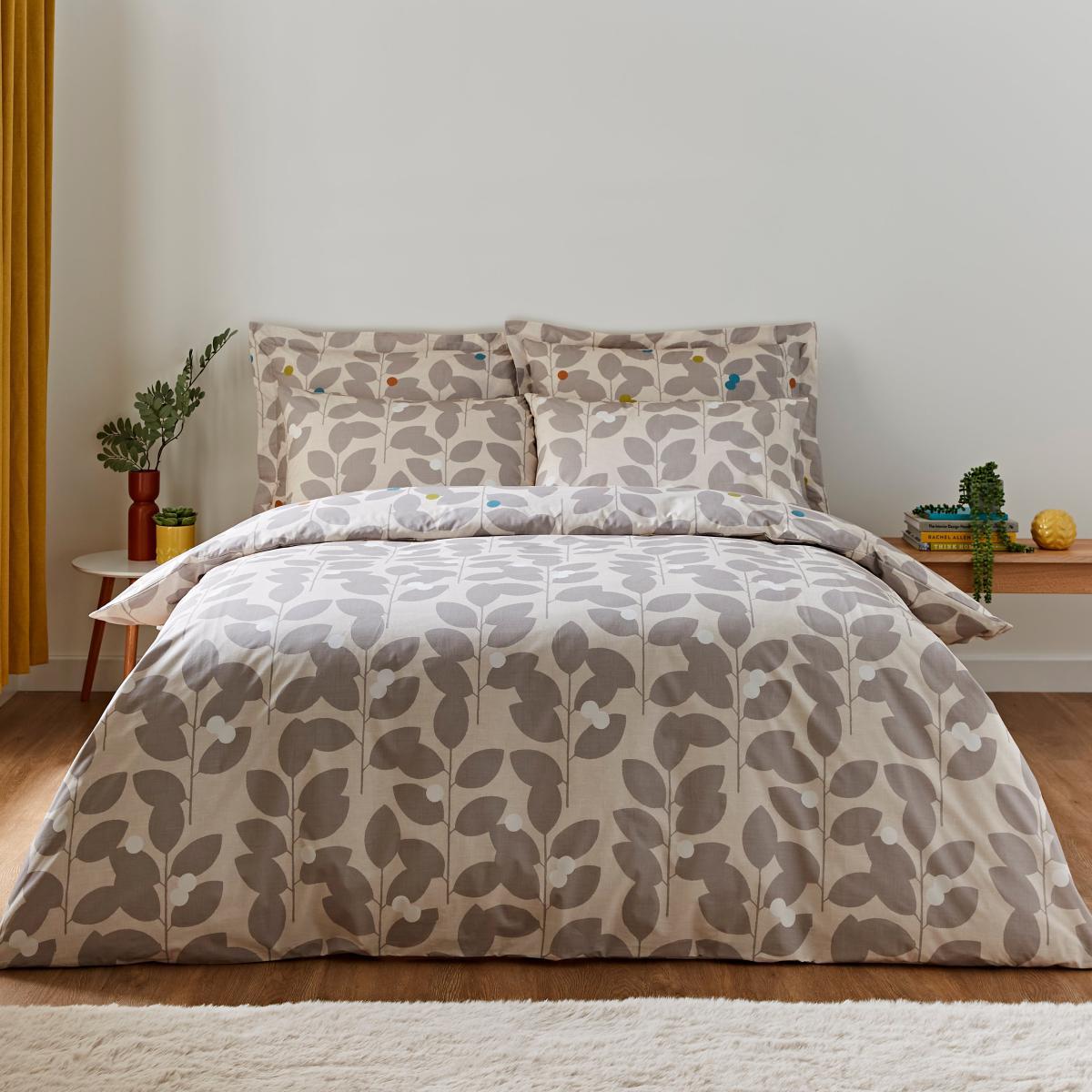 Elements Modern Leaf Natural Duvet Cover and Pillowcase Set Natural – image 2