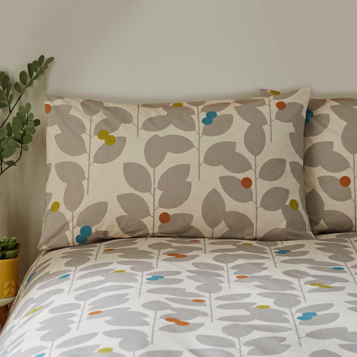Elements Modern Leaf Natural Duvet Cover and Pillowcase Set Natural – image 3